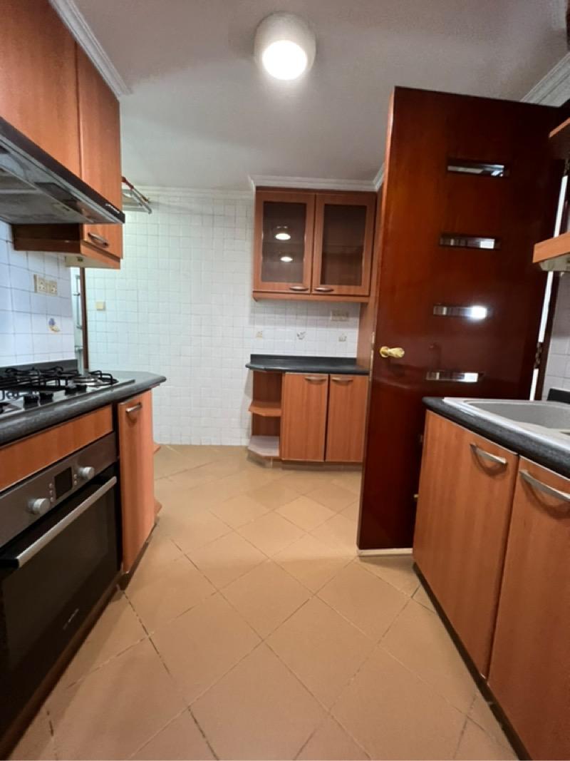 Apartment for Sale, The Sierra Apartment For Sale, $2,500,000, 3 Bed 3 Bath 1,206 sqft $2,073.00 psf, SGD 2,500,000 | 999-year Leasehold
