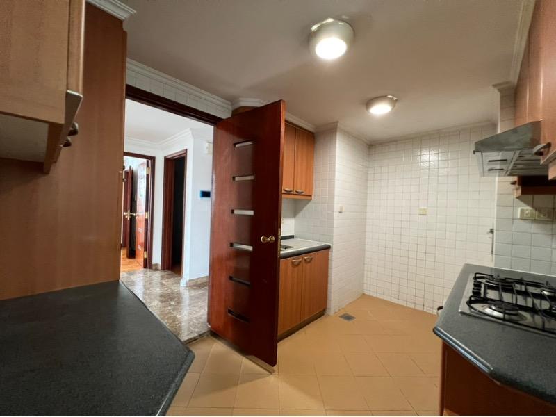 Apartment for Sale, The Sierra Apartment For Sale, $2,500,000, 3 Bed 3 Bath 1,206 sqft $2,073.00 psf, SGD 2,500,000 | 999-year Leasehold
