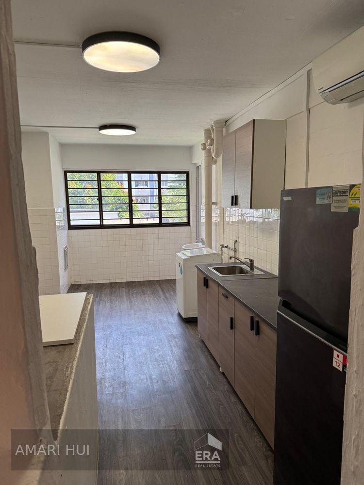 Prop-GPT: HDB:   Bedok North Avenue 2 418 Bedok North Avenue 2 For Sale