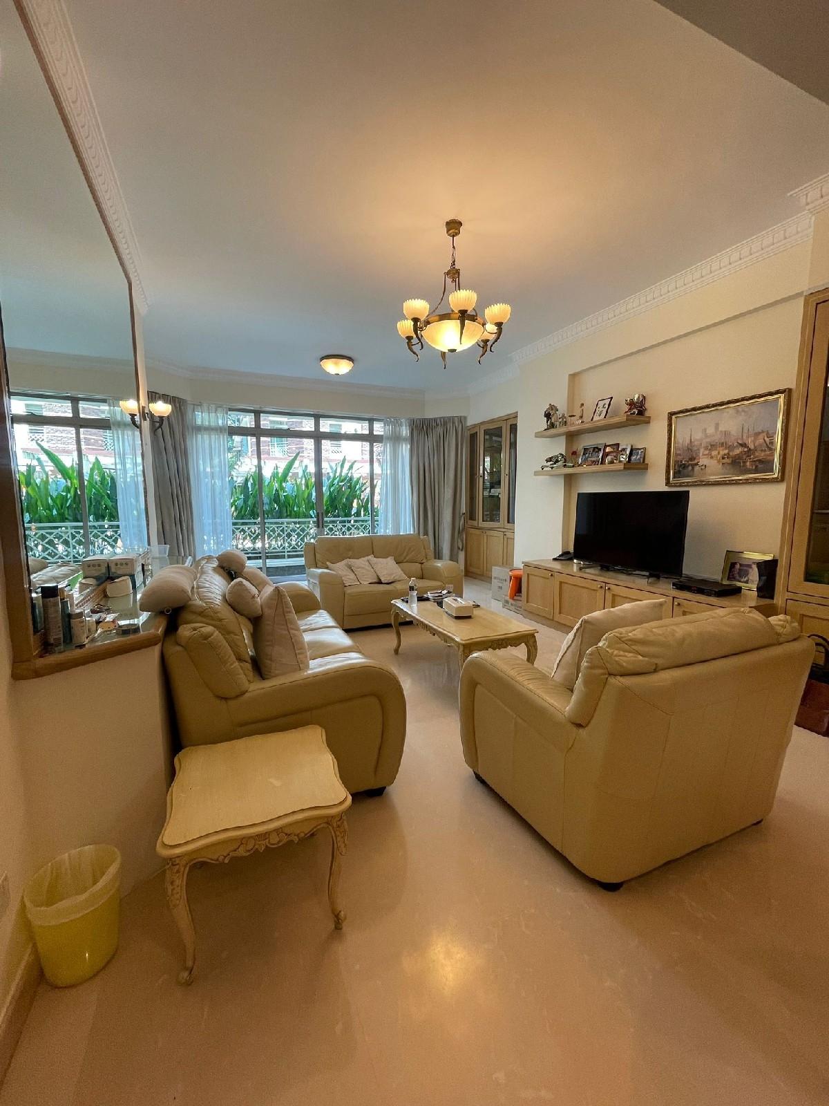 Prop-GPT: Condominium: D21 Upper Bukit Timah The Blossomvale