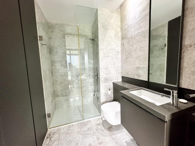Condominium for Sale, OUE Twin Peaks Condominium For Sale, $1,650,000, 1 Bed 1 Bath 570 sqft $2,895.00 psf, SGD 1,650,000