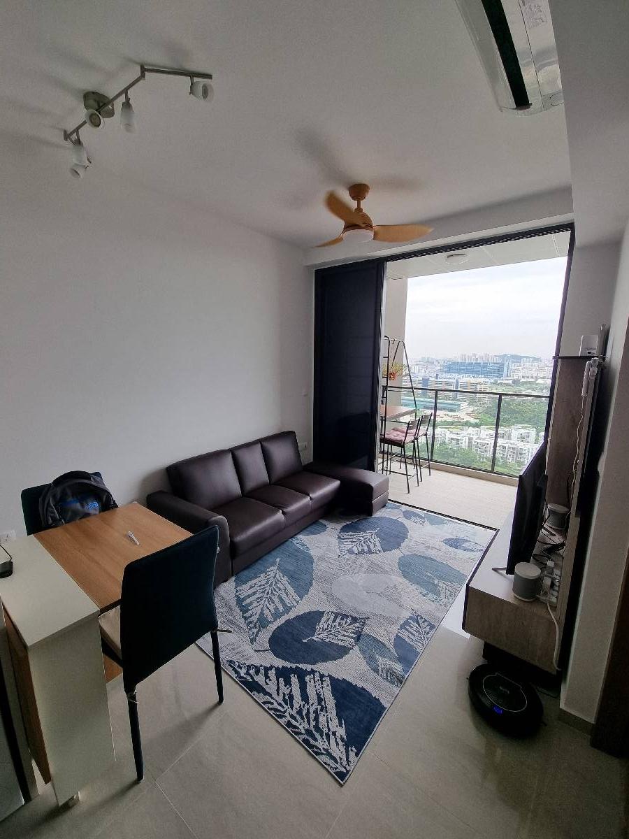 Condominium for Sale, Whistler Grand Condominium For Sale, $900,000, 1 Bed 1 Bath 441 sqft $2,041.00 psf, SGD 900,000 | 99-year Leasehold