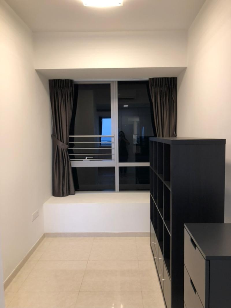 Condominium for Sale, V on Shenton Condominium For Sale, $2,100,000, 2 Bed 2 Bath 1,055 sqft $1,991.00 psf, SGD 2,100,000 | 99-year Leasehold