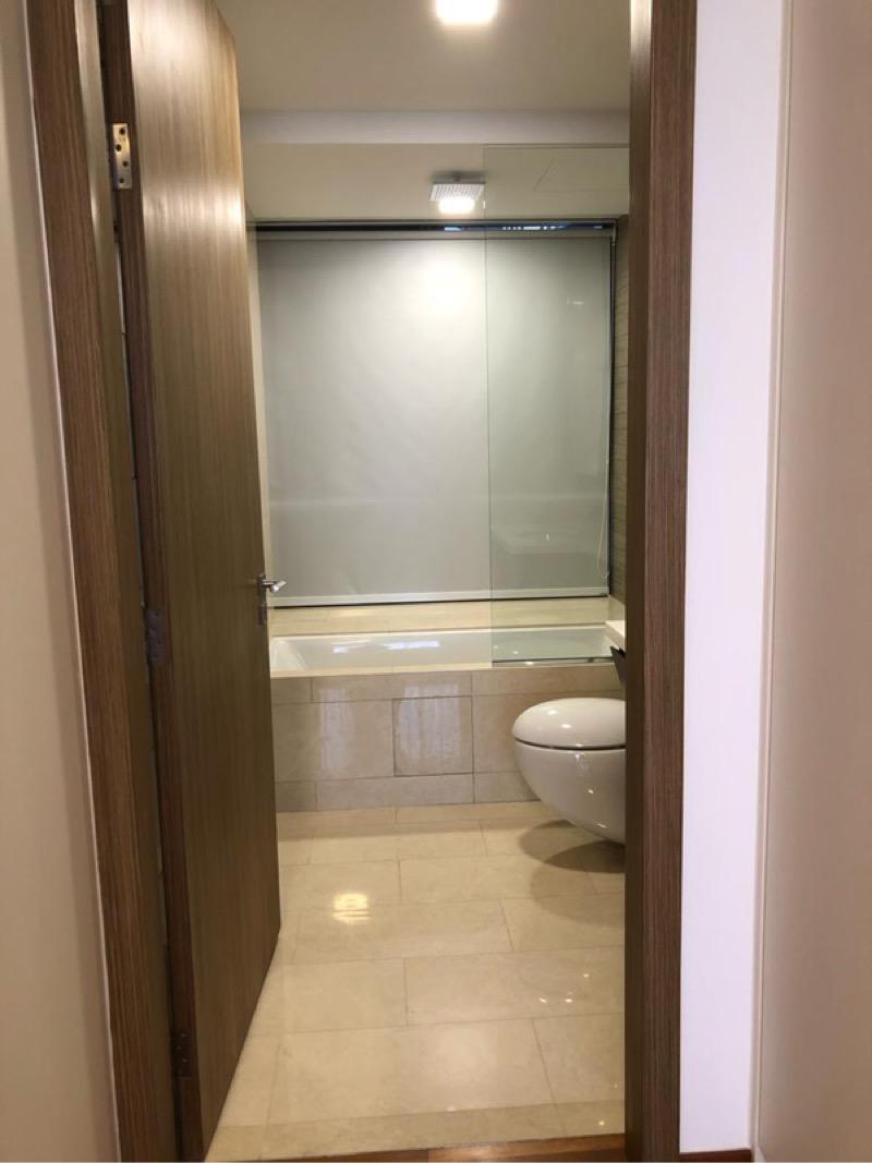 Condominium for Sale, V on Shenton Condominium For Sale, $2,100,000, 2 Bed 2 Bath 1,055 sqft $1,991.00 psf, SGD 2,100,000