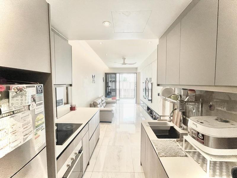 Condominium for Sale, The Addition Condominium For Sale, $1,780,000, 3 Bed 2 Bath 797 sqft $2,233.00 psf, SGD 1,780,000 | Freehold