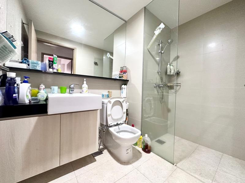 Condominium for Sale, Waterfront Gold Condominium For Sale, $1,500,000, 2 Bed 2 Bath 893 sqft $1,680.00 psf, SGD 1,500,000