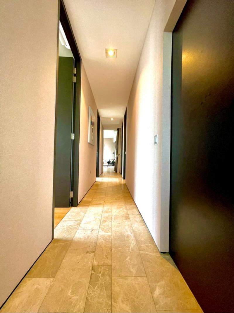 Condominium for Sale, OUE Twin Peaks Condominium For Sale, $4,700,000, 3 Bed 4 Bath 1,603 sqft $2,932.00 psf, SGD 4,700,000