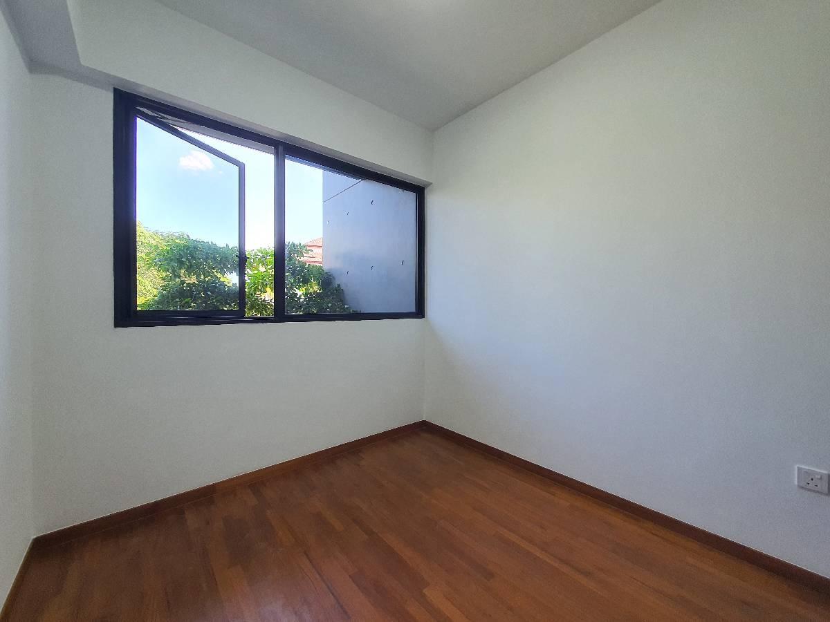 Prop-GPT: Condominium: D05  Kent Ridge Hill Residences