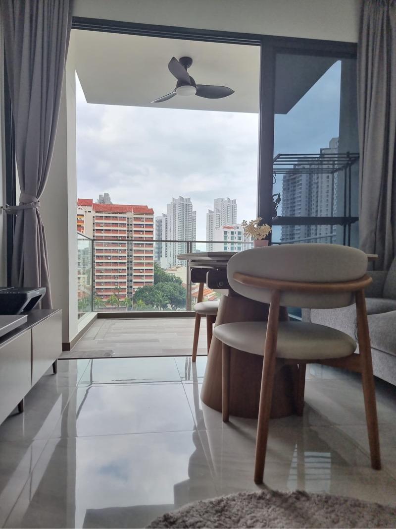 Condominium for Sale, Uptown @ Farrer Condominium For Sale, $1,480,000, 3 Bed 2 Bath 764 sqft $1,937.00 psf, SGD 1,480,000 | 99-year Leasehold