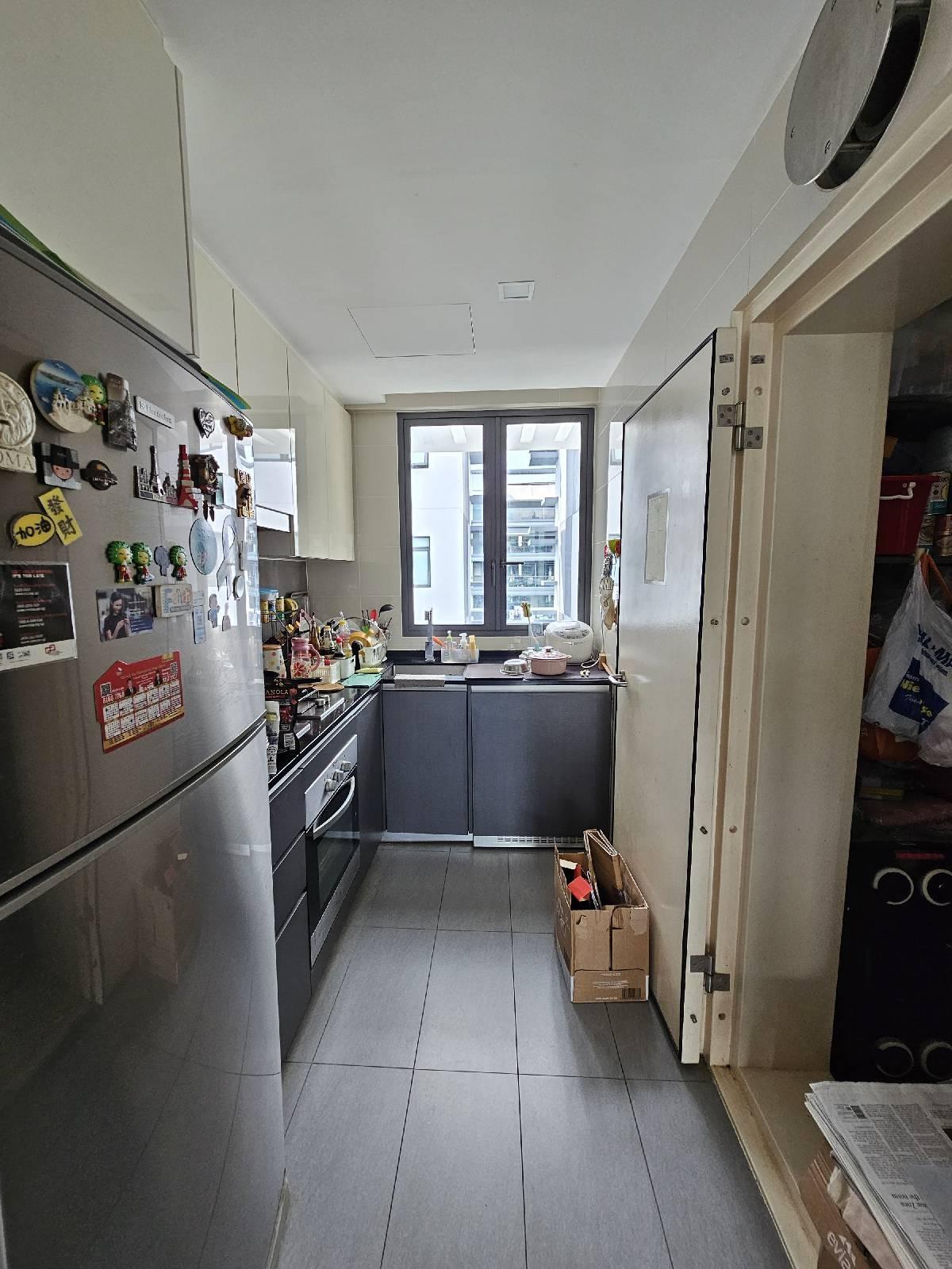 Condominium for Sale, Hedges Park Condominium Condominium For Sale, $1,080,000, 2 Bed 2 Bath 872 sqft $1,239.00 psf, SGD 1,080,000