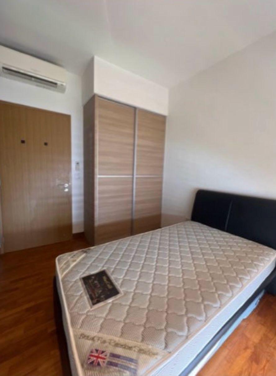 Condominium for Sale, Hedges Park Condominium Condominium For Sale, $1,080,000, 2 Bed 2 Bath 872 sqft $1,239.00 psf, SGD 1,080,000
