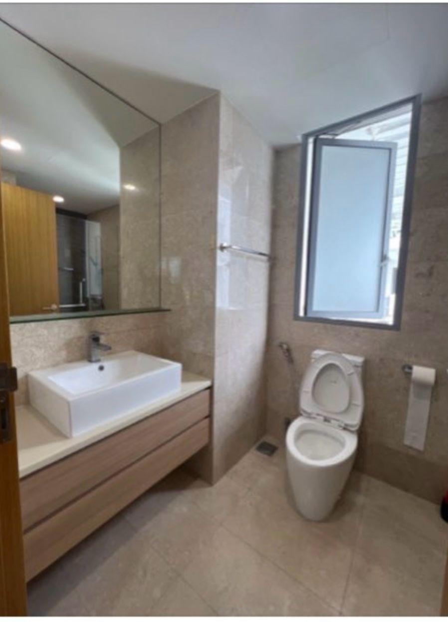 Condominium for Sale, Hedges Park Condominium Condominium For Sale, $1,080,000, 2 Bed 2 Bath 872 sqft $1,239.00 psf, SGD 1,080,000
