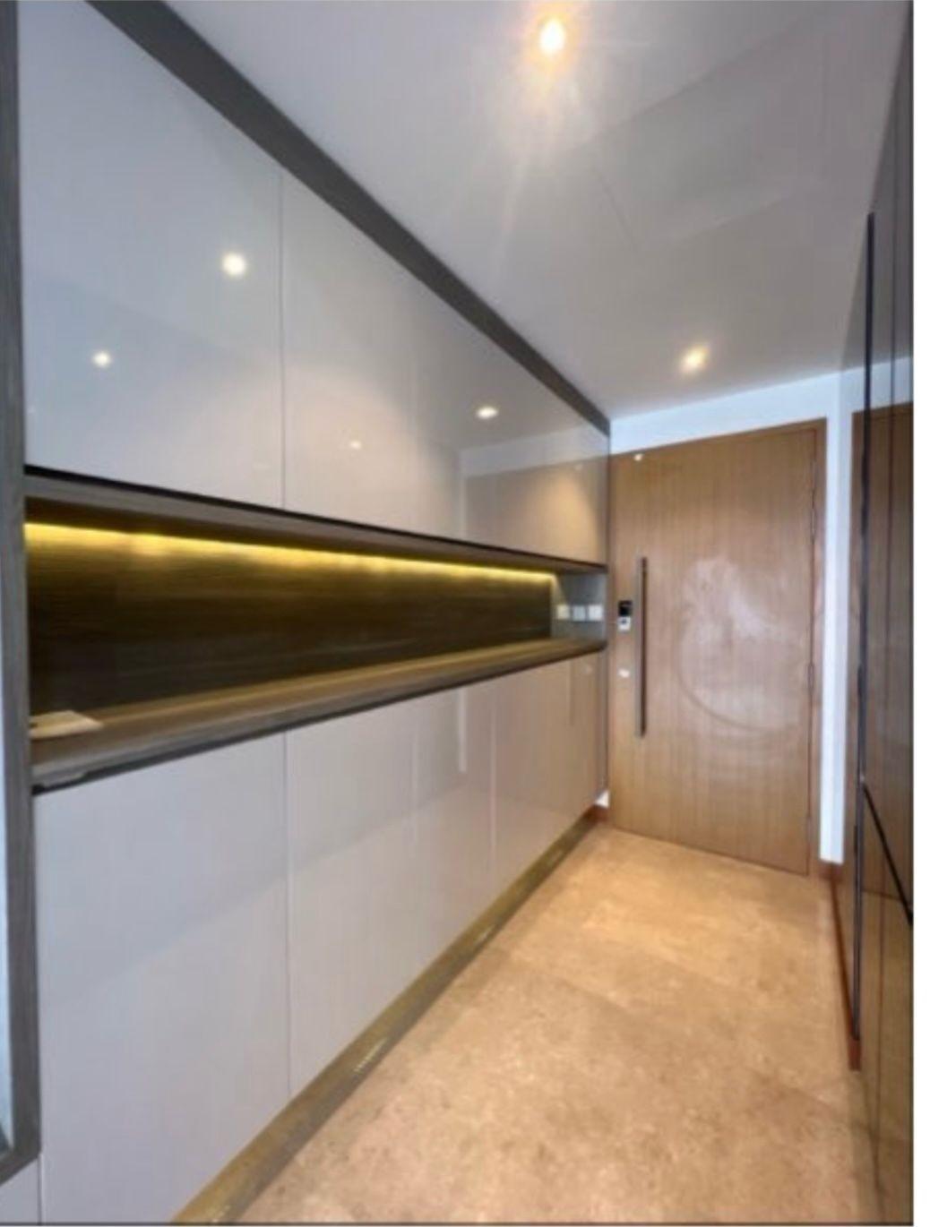 Condominium for Sale, Hedges Park Condominium Condominium For Sale, $1,080,000, 2 Bed 2 Bath 872 sqft $1,239.00 psf, SGD 1,080,000