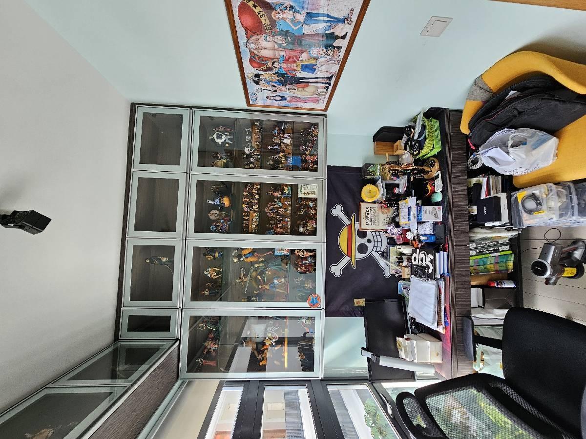 Condominium for Sale, Hedges Park Condominium Condominium For Sale, $1,080,000, 2 Bed 2 Bath 872 sqft $1,239.00 psf, SGD 1,080,000