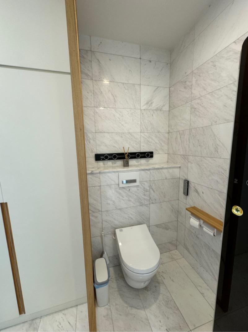Condominium for Sale, The Coast at Sentosa Cove Condominium For Sale, $5,500,000, 3 Bed 4 Bath 3,477 sqft $1,582.00 psf, SGD 5,500,000 | 99-year Leasehold