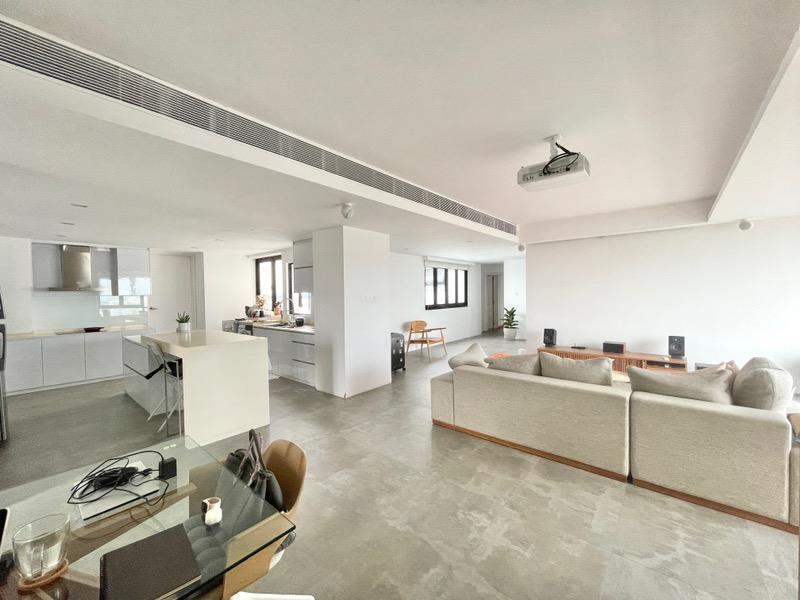 Condominium for Sale, Flame Tree Park Condominium For Sale, $4,000,000, 3 Bed 2 Bath 2,164 sqft $1,848.00 psf, SGD 4,000,000 | Freehold