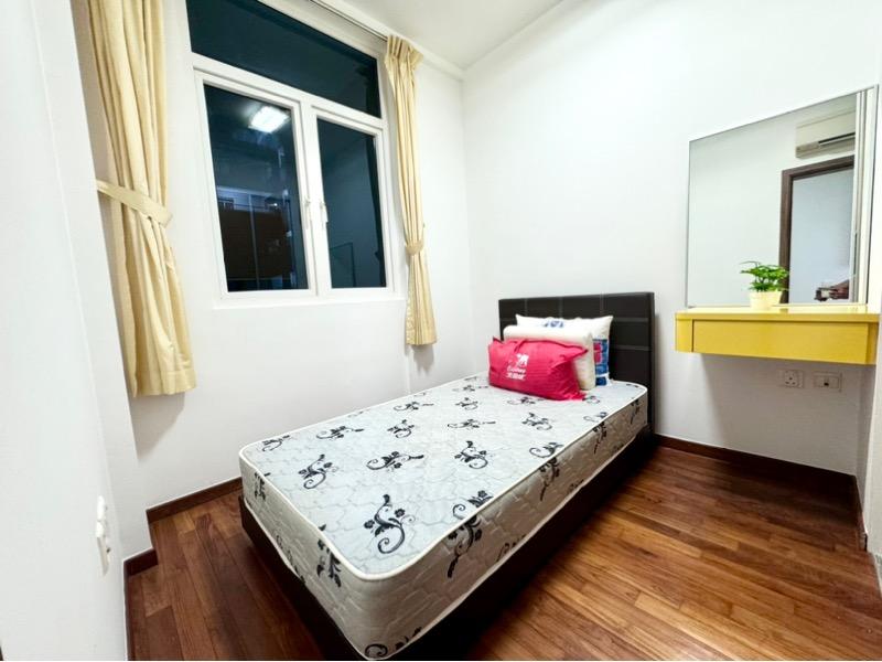 Condominium for Sale, Kovan Grandeur Condominium For Sale, $688,000, 1 Bed 1 Bath 388 sqft $1,773.00 psf, SGD 688,000