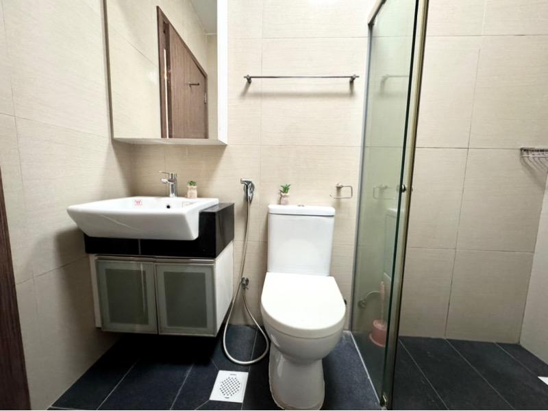 Condominium for Sale, Kovan Grandeur Condominium For Sale, $688,000, 1 Bed 1 Bath 388 sqft $1,773.00 psf, SGD 688,000