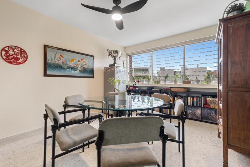 Apartment for Sale, Lutheran Towers Apartment For Sale, $2,350,000, 3 Bed 2 Bath 1,916 sqft $1,227.00 psf, SGD 2,350,000 | 103-year Leasehold
