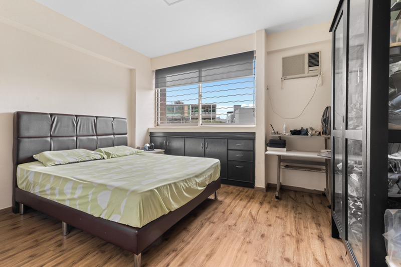 Apartment for Sale, Lutheran Towers Apartment For Sale, $2,350,000, 3 Bed 2 Bath 1,916 sqft $1,227.00 psf, SGD 2,350,000 | 103-year Leasehold