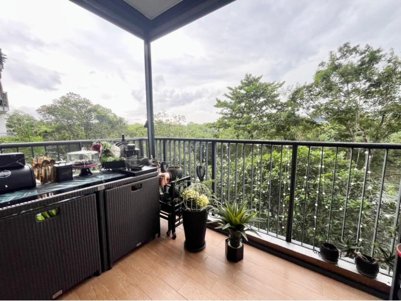 Condominium for Sale, Kingsford Waterbay Condominium For Sale, $1,400,000, 3 Bed 2 Bath 883 sqft $1,586.00 psf, SGD 1,400,000 | 99-year Leasehold