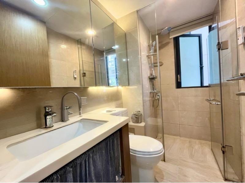 Condominium for Sale, Kingsford Waterbay Condominium For Sale, $1,400,000, 3 Bed 2 Bath 883 sqft $1,586.00 psf, SGD 1,400,000 | 99-year Leasehold