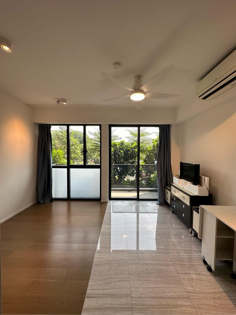Prop-GPT: Apartment: D14  PARC ESTA