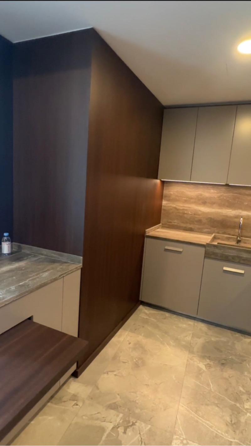 Condominium for Sale, One Pearl Bank Condominium For Sale, $1,999,999, 2 Bed 1 Bath 700 sqft $2,857.00 psf, SGD 1,999,999 | 99-year Leasehold