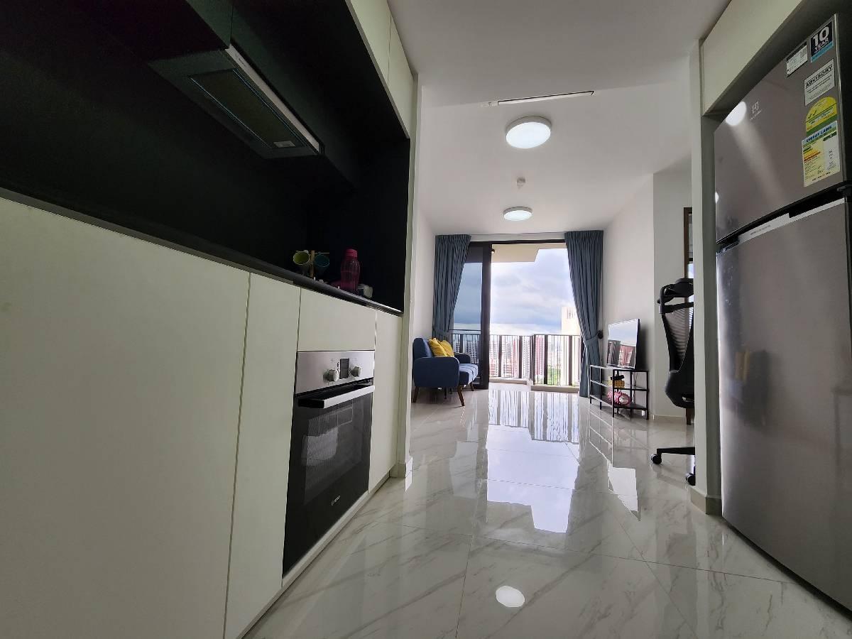 Prop-GPT: Condominium: D23 Bukit Batok Le Quest