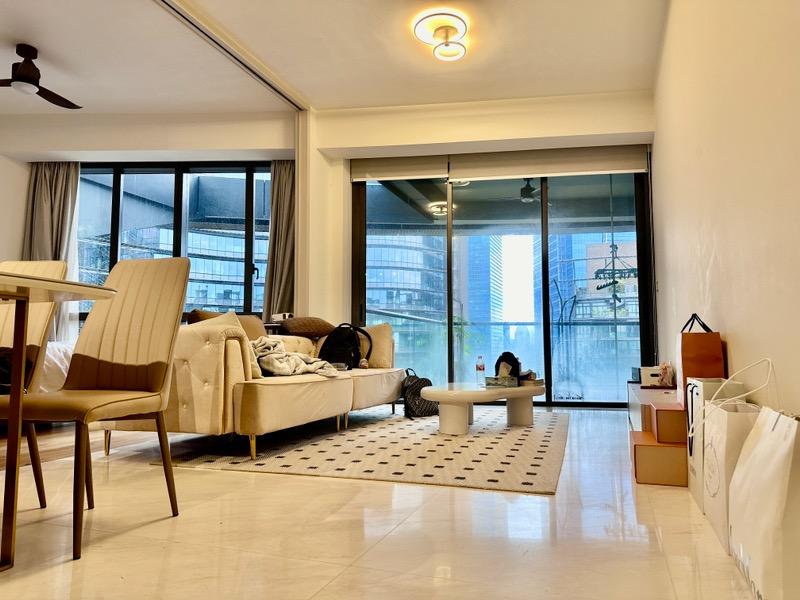 Condominium for Sale, Marina One Residences Condominium For Sale, $1,580,000, 1 Bed 1 Bath 753 sqft $2,098.00 psf, SGD 1,580,000 | 99-year Leasehold