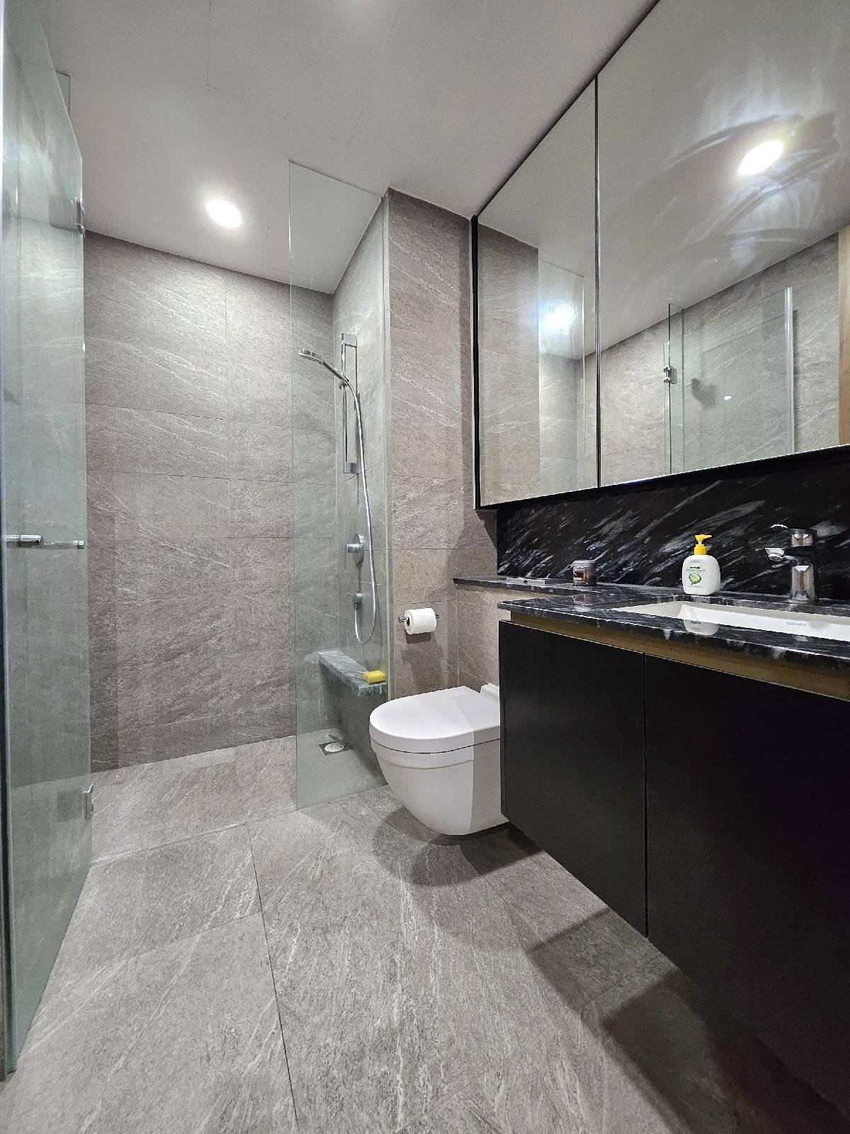 Condominium for Sale, Daintree Residence Condominium For Sale, $1,390,000, 2 Bed 2 Bath 667 sqft $2,084.00 psf, SGD 1,390,000 | 99-year Leasehold