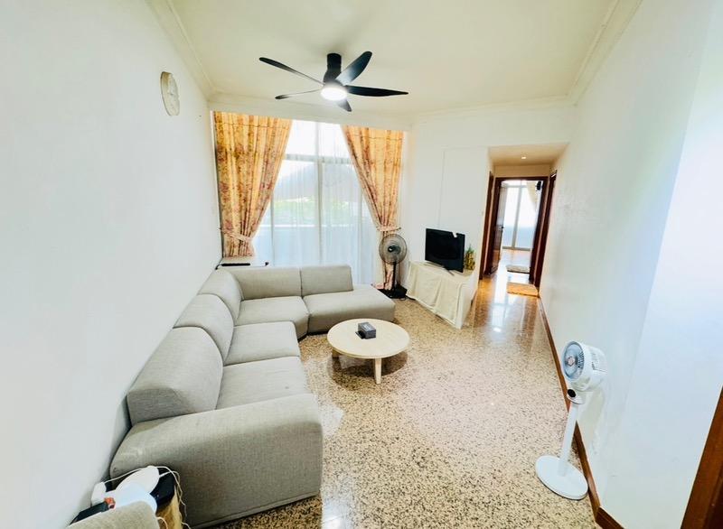 Prop-GPT: Condominium: D16  THE BAYSHORE