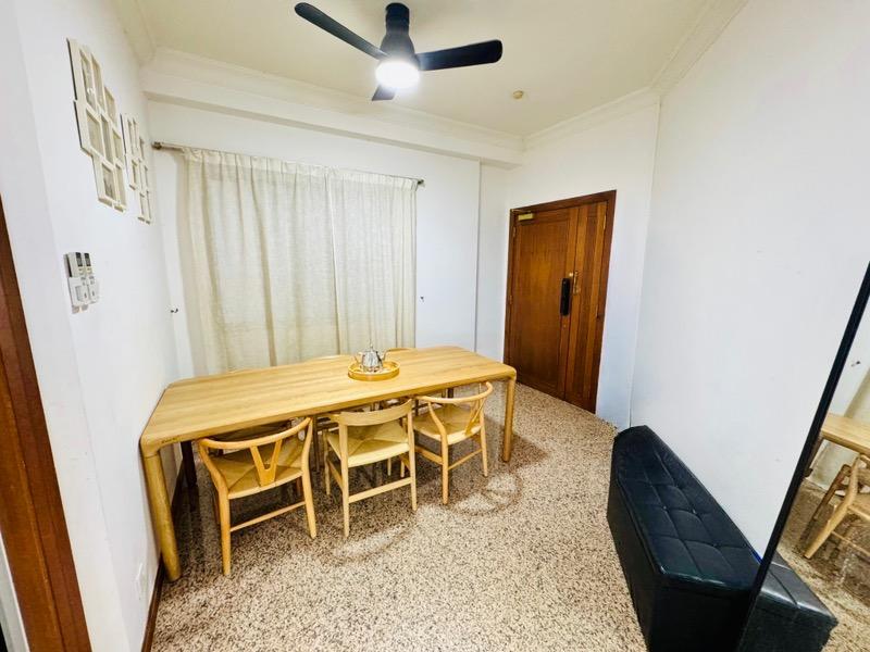 Condominium for Sale, THE BAYSHORE Condominium For Sale, $1,320,000, 2 Bed 2 Bath 1,022 sqft $1,292.00 psf, SGD 1,320,000 | 99-year Leasehold