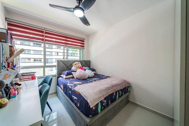 HDB Apartment for Sale, 275C Compassvale Link HDB Apartment For Sale, $830,000, 3 Bed 2 Bath 968 sqft $857.00 psf, SGD 830,000 | 99-year Leasehold