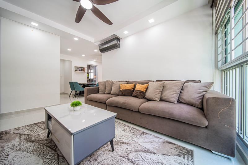 HDB Apartment for Sale, 275C Compassvale Link HDB Apartment For Sale, $830,000, 3 Bed 2 Bath 968 sqft $857.00 psf, SGD 830,000 | 99-year Leasehold