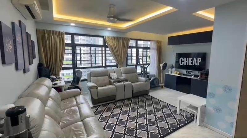 Prop-GPT: HDB Apartment: D18  610C Tampines North Drive 1