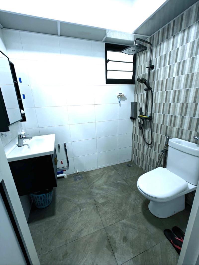 HDB Apartment for Sale, 610C Tampines North Drive 1 HDB Apartment For Sale, $950,000, 3 Bed 2 Bath 1,216 sqft $781.00 psf, SGD 950,000 | 99-year Leasehold
