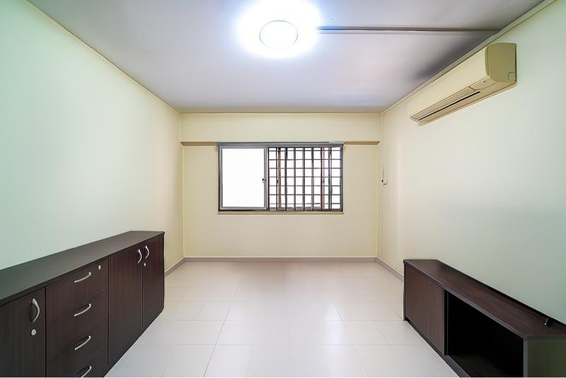HDB Apartment for Sale, 257 Kim Keat Avenue HDB Apartment For Sale, $1,200,000, 4 Bed 3 Bath 1,571 sqft $764.00 psf, SGD 1,200,000 | 99-year Leasehold