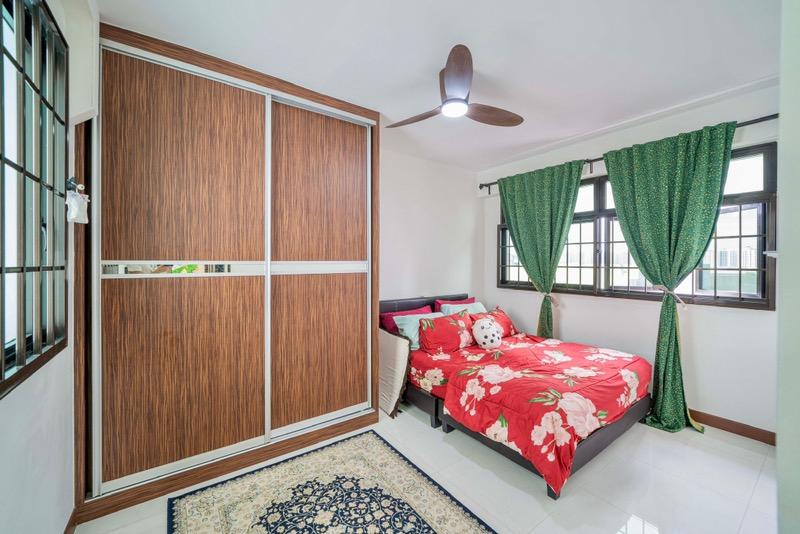 HDB Apartment for Sale, 278B Compassvale Bow HDB Apartment For Sale, $900,000, 3 Bed 2 Bath 990 sqft $909.00 psf, SGD 900,000 | 99-year Leasehold