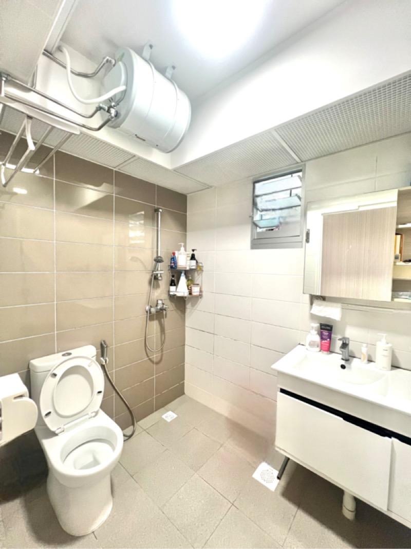 HDB Apartment for Sale, 131A Lorong 1 Toa Payoh HDB Apartment For Sale, $1,180,000, 3 Bed 2 Bath 1,001 sqft $1,179.00 psf, SGD 1,180,000 | 99-year Leasehold