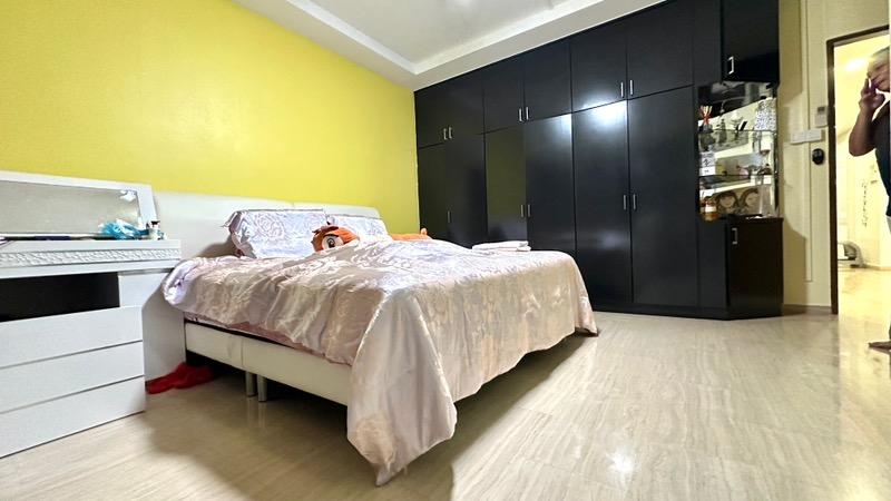 HDB Apartment for Sale, 234 Pasir Ris Drive 4 HDB Apartment For Sale, $890,000, 3 Bed 2 Bath 1,485 sqft $599.00 psf, SGD 890,000 | 99-year Leasehold