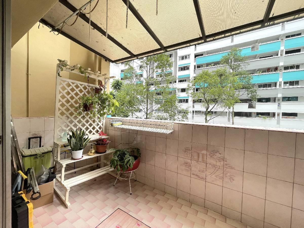 HDB Apartment for Sale, 337 Jurong East Avenue 1 HDB Apartment For Sale, $780,000, 3 Bed 3 Bath 1,582 sqft $493.00 psf, SGD 780,000 | 99-year Leasehold
