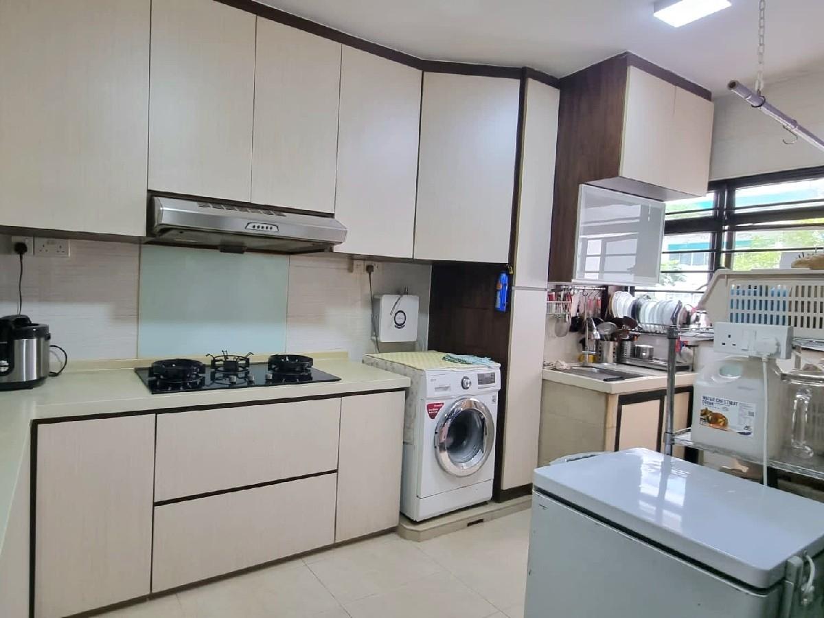 HDB Apartment for Sale, 337 Jurong East Avenue 1 HDB Apartment For Sale, $780,000, 3 Bed 3 Bath 1,582 sqft $493.00 psf, SGD 780,000 | 99-year Leasehold