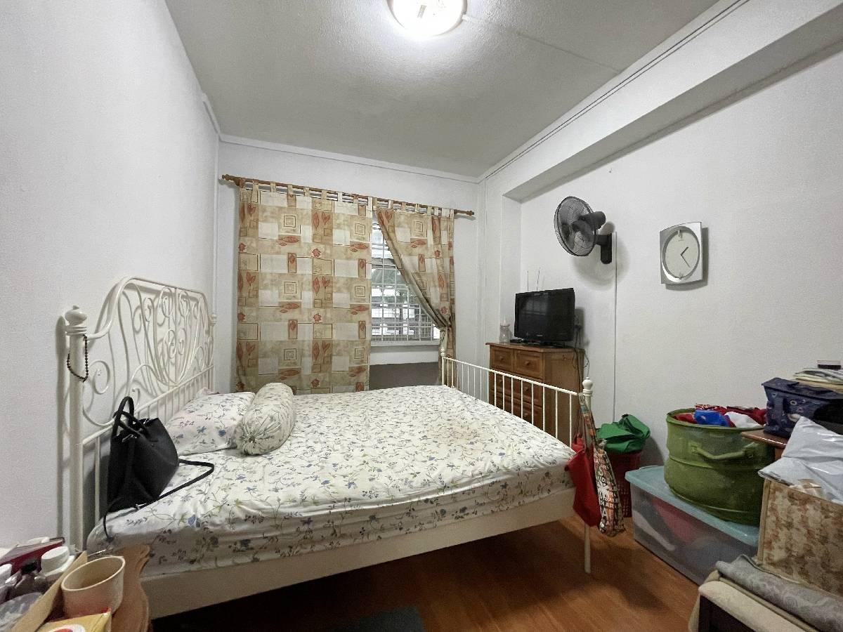 HDB Apartment for Sale, 650 Jalan Tenaga HDB Apartment For Sale, $700,000, 3 Bed 2 Bath 1,152 sqft $608.00 psf, SGD 700,000 | 99-year Leasehold