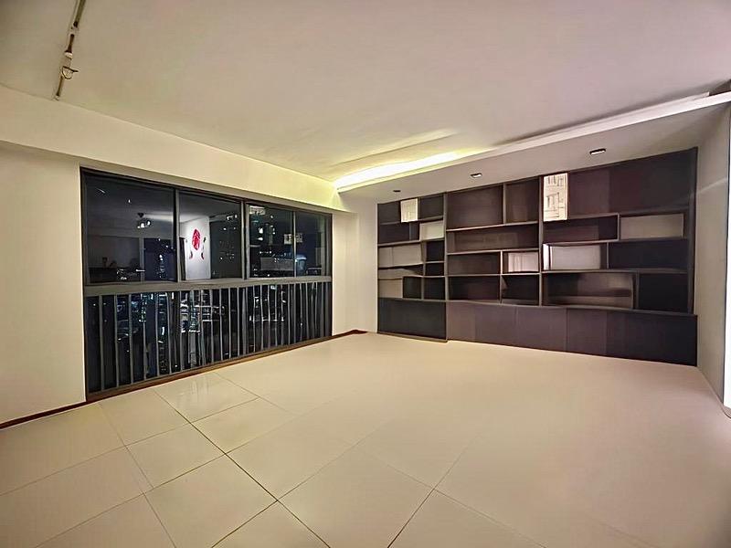 Prop-GPT: HDB Apartment: D02  Pinnacle @ Duxton