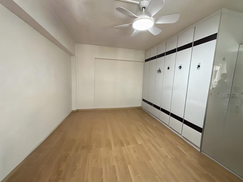 HDB Apartment for Sale, 537 Serangoon North Avenue 4 HDB Apartment For Sale, $1,128,888, 4 Bed 3 Bath 1,603 sqft $704.00 psf, SGD 1,128,888 | 99-year Leasehold