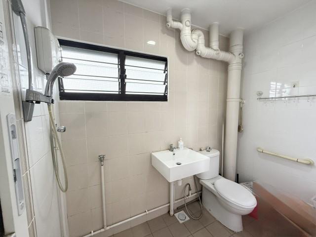 HDB Apartment for Sale. 