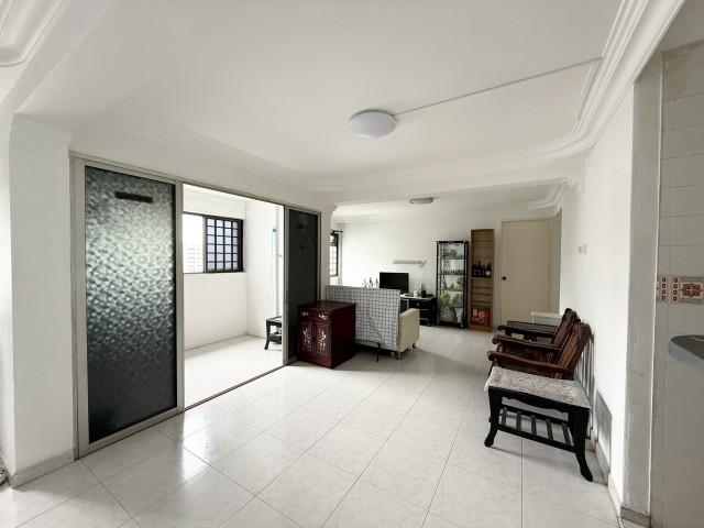 HDB Apartment for Sale. 