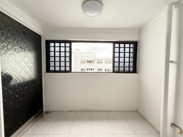 HDB Apartment for Sale. 