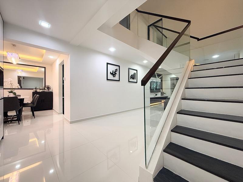 HDB Apartment for Sale, 340 Jurong East Avenue 1 HDB Apartment For Sale, $858,000, 3 Bed 3 Bath 1,506 sqft $570.00 psf, SGD 858,000 | 99-year Leasehold